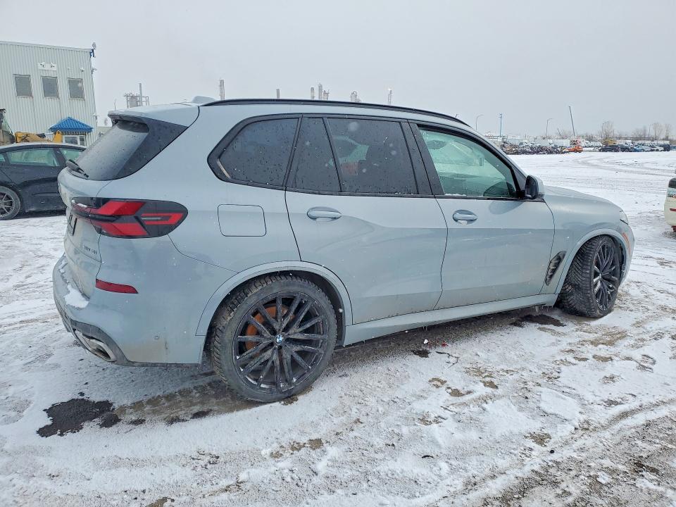 46534946 :رقم المزاد ، 5UX23EU00R9S63300 vin ، 2024 Bmw X5 مزاد بيع
