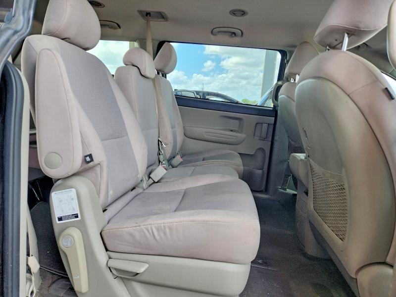46437806 :رقم المزاد ، KNDMB5C13J6394203 vin ، 2018 Kia Sedona مزاد بيع
