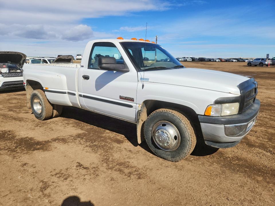 1999 Dodge Ram 3500 მანქანა იყიდება აუქციონზე, vin: 3B7MC3660XM574580, აუქციონის ნომერი: 47052936