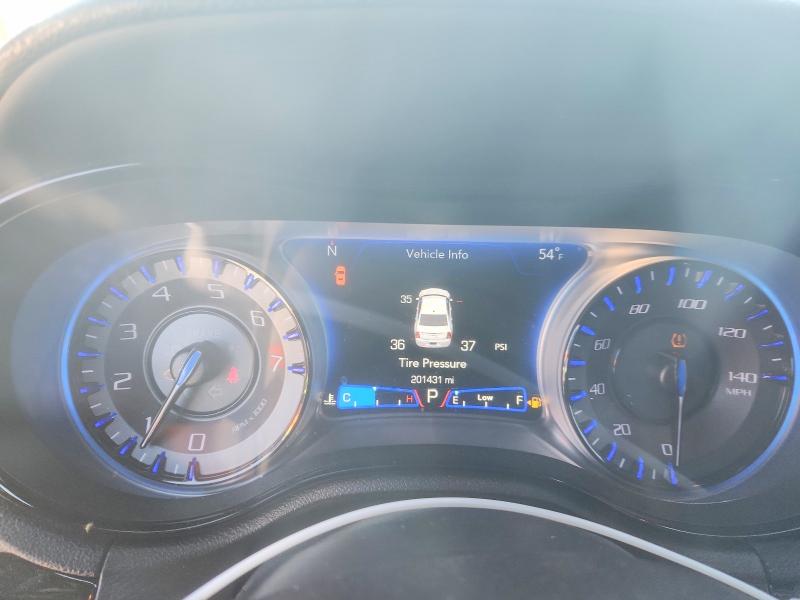 46019846 :رقم المزاد ، 2C3CCABG6KH566025 vin ، 2019 Chrysler 300 مزاد بيع