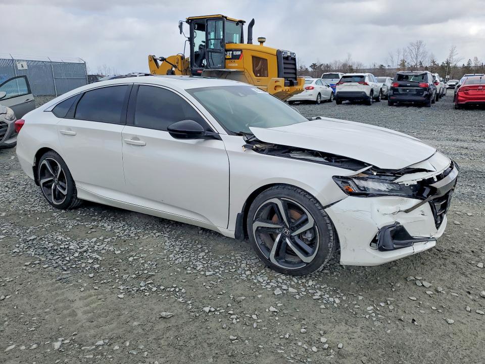 46723326 :رقم المزاد ، 1HGCV2F39NA800665 vin ، 2022 Honda Accord مزاد بيع