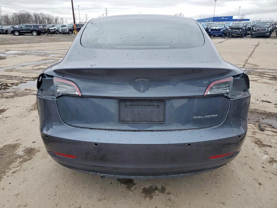 Продажа на аукционе авто 2021 Tesla Model 3, vin: 5YJ3E1EB4MF847898, номер лота: 79987815