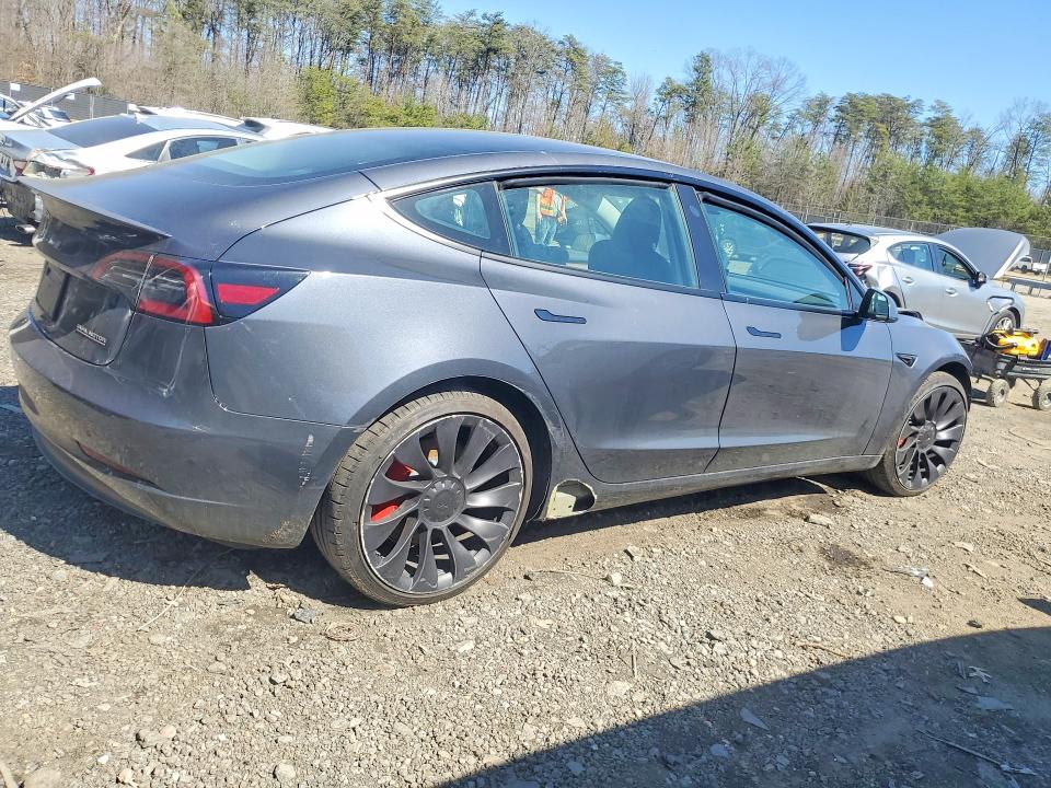 Продажа на аукционе авто 2023 Tesla Model 3, vin: 5YJ3E1ECXPF627663, номер лота: 41950496