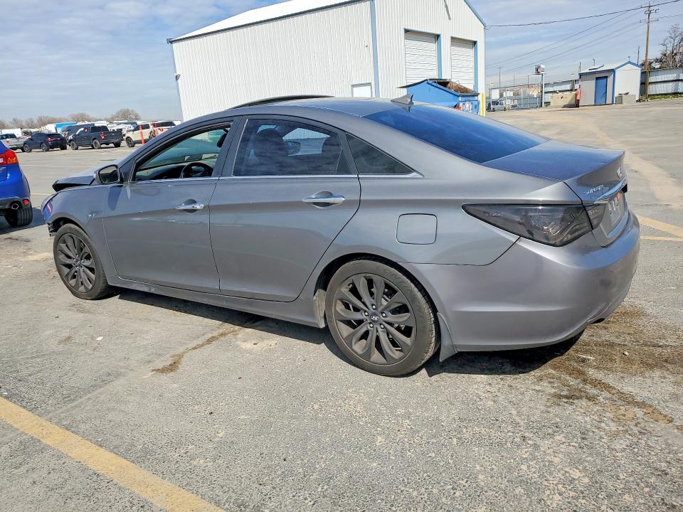 46510116 :رقم المزاد ، 5NPEC4AB0DH514525 vin ، 2013 Hyundai Sonata مزاد بيع