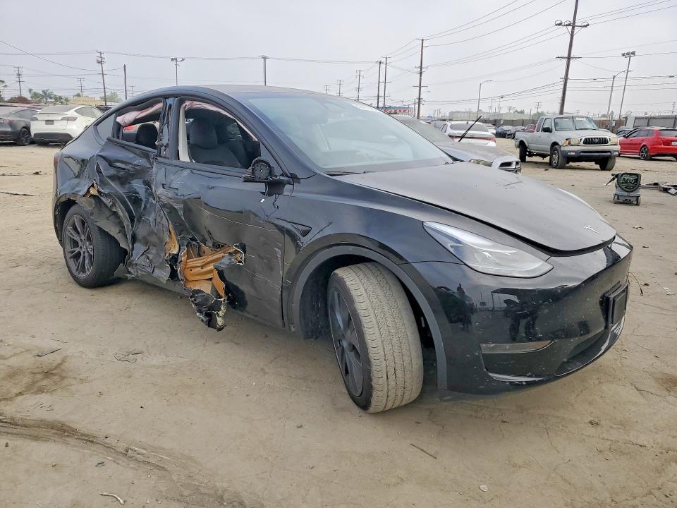 Продажа на аукционе авто 2024 Tesla Model Y, vin: 7SAYGDED2RF158939, номер лота: 47407646