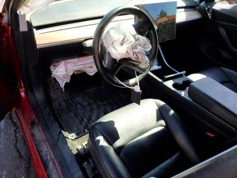 42001756 :رقم المزاد ، 5YJ3E1EB2JF072853 vin ، 2018 Tesla Model 3 مزاد بيع