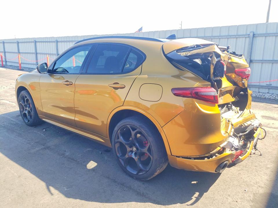 Aukcja sprzedaży 2023 Alfa Romeo Stelvio, vin: ZASPAKBN0P7D57882, numer aukcji: 42038966