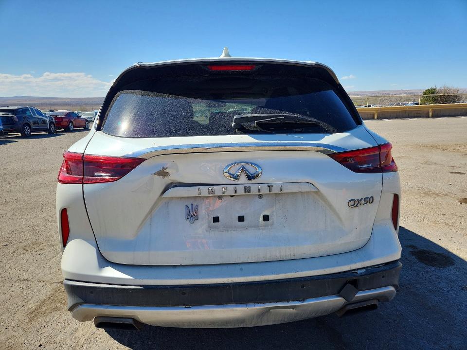 41923906 :رقم المزاد ، 3PCAJ5M13LF111178 vin ، 2020 Infiniti Qx50 مزاد بيع