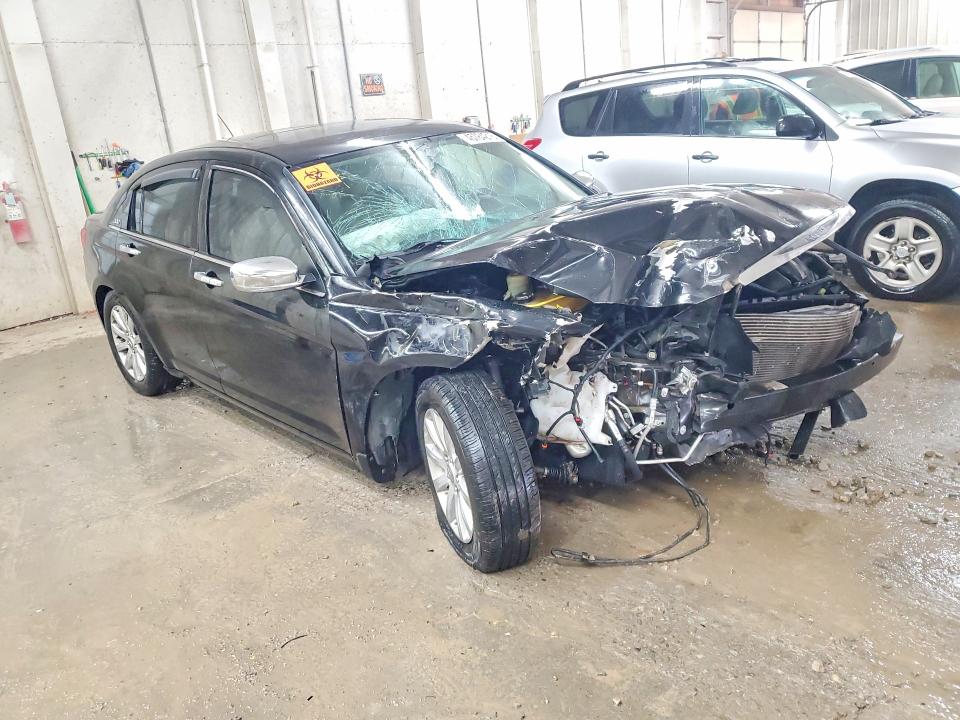 Продаж на аукціоні авто 2013 Chrysler 200, vin: 1C3CCBCG2DN500473, номер лоту: 45784216