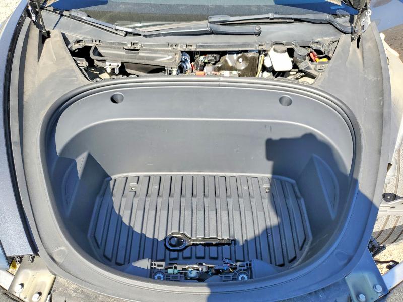 2022 Tesla Model 3 მანქანა იყიდება აუქციონზე, vin: 5YJ3E1EB1NF323447, აუქციონის ნომერი: 47624806