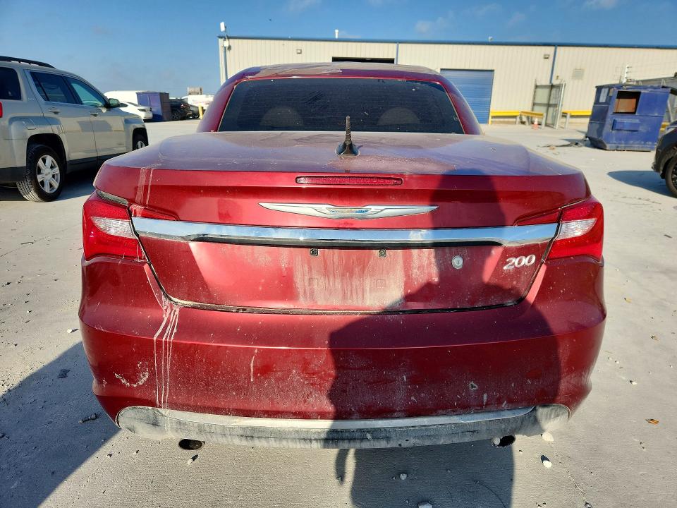 47368896 :رقم المزاد ، 1C3BCBFGXCN233542 vin ، 2012 Chrysler 200 مزاد بيع