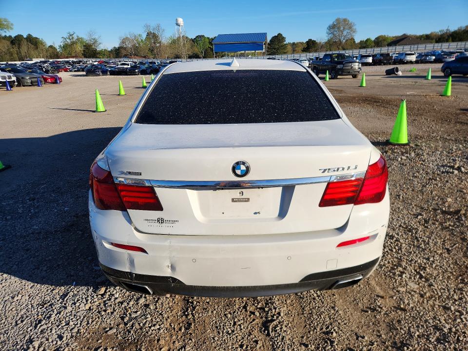 46145016 :رقم المزاد ، WBAYF8C56FD654099 vin ، 2015 Bmw 750 مزاد بيع