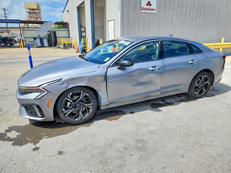 2026 Kia K5 მანქანა იყიდება აუქციონზე, vin: KNAG64J79T5417170, აუქციონის ნომერი: 47733296
