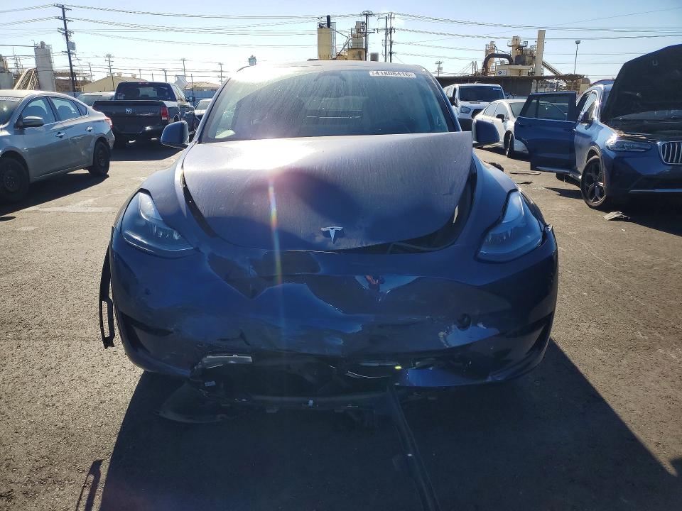 Продаж на аукціоні авто 2024 Tesla Model Y, vin: 7SAYGDED3RF170470, номер лоту: 41806416