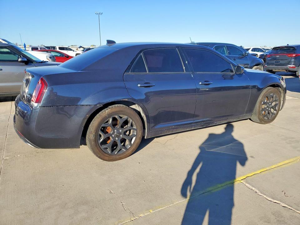 Auction sale of the 2019 Chrysler 300, vin: 2C3CCAGG6KH689932, lot number: 45609366