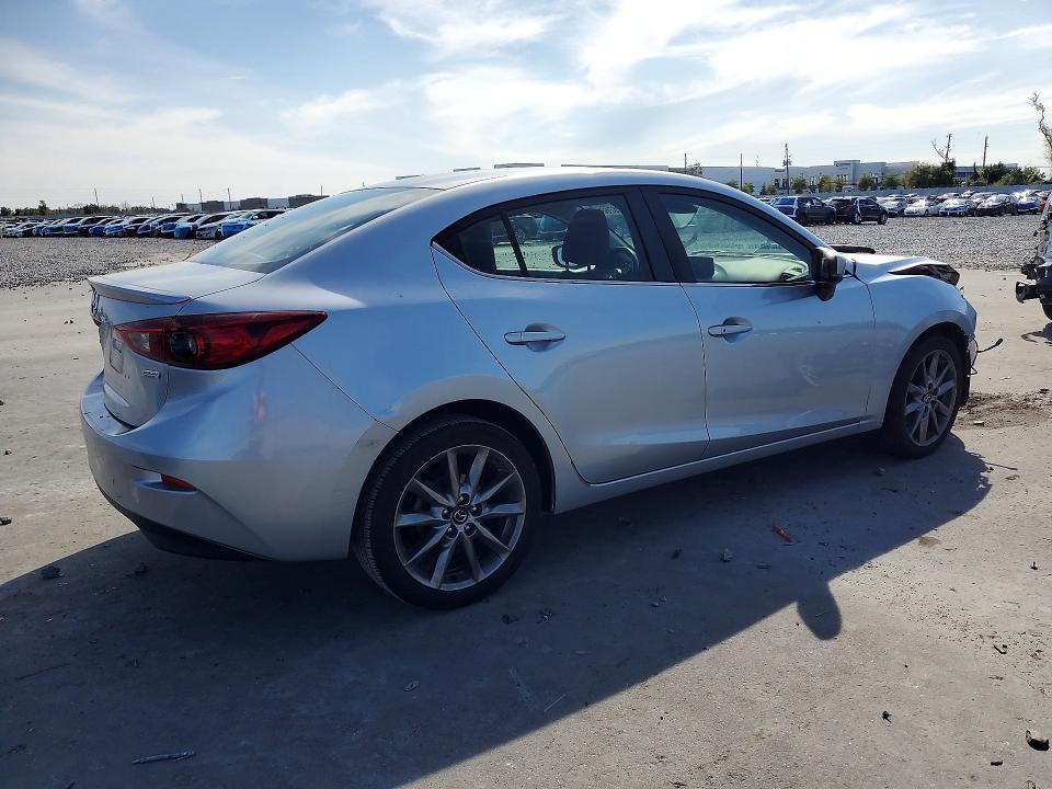 2018 Mazda 3 მანქანა იყიდება აუქციონზე, vin: 3MZBN1V35JM231989, აუქციონის ნომერი: 46267686