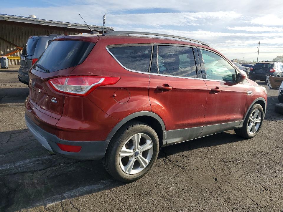 2014 Ford Escape მანქანა იყიდება აუქციონზე, vin: 1FMCU9G99EUA13237, აუქციონის ნომერი: 47115136