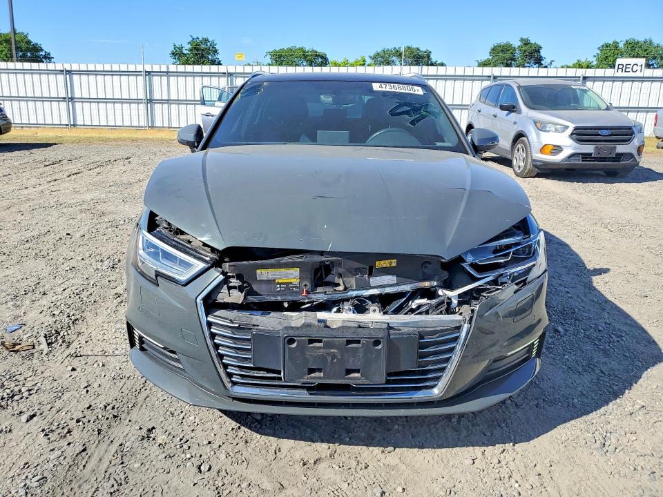 Продажа на аукционе авто 2017 Audi A3, vin: WAUTPBFF6HA133171, номер лота: 47368806