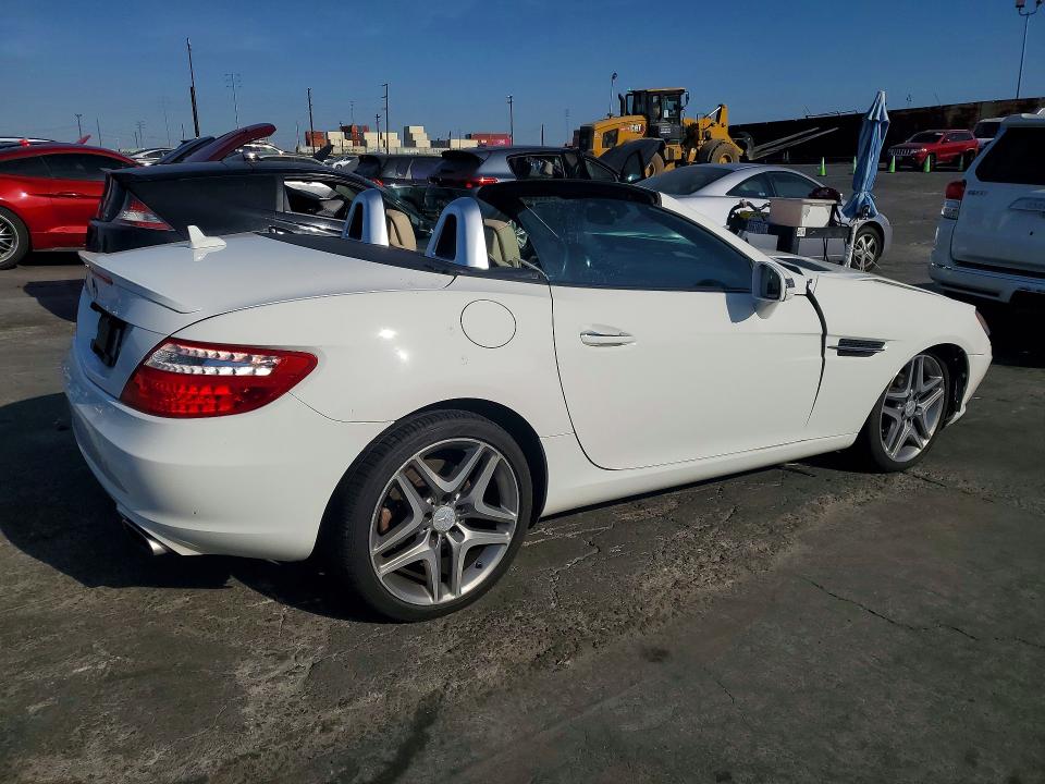 Продажа на аукционе авто 2015 Mercedes-benz Slk, vin: WDDPK4HA6FF097441, номер лота: 47203386