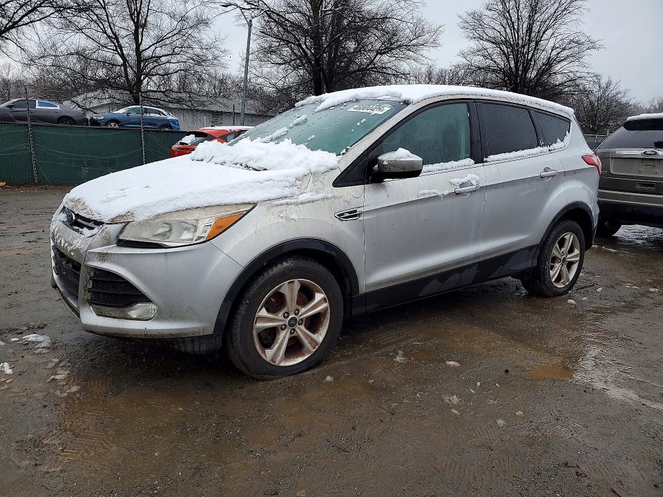 Продажа на аукционе авто 2016 Ford Escape, vin: 1FMCU9GXXGUB12117, номер лота: 46004406
