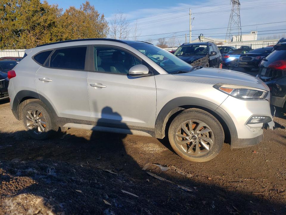 79597155 :رقم المزاد ، KM8J3CA47HU441753 vin ، 2017 Hyundai Tucson مزاد بيع