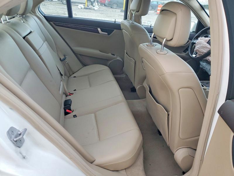Продаж на аукціоні авто 2014 Mercedes-benz C, vin: WDDGF4HB1ER309656, номер лоту: 45857306