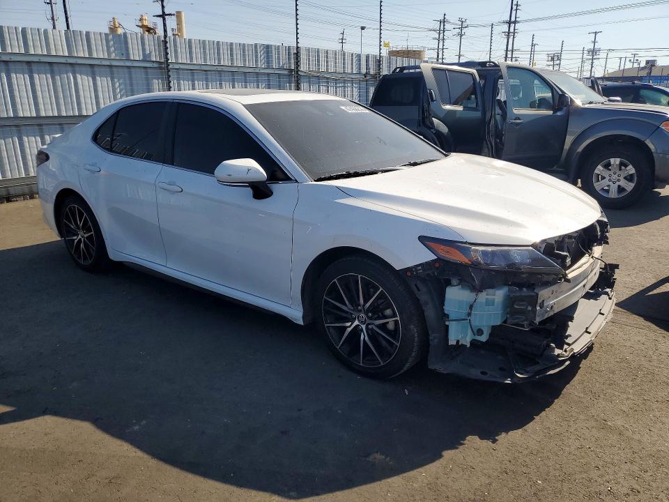 Продажа на аукционе авто 2021 Toyota Camry, vin: 4T1G11AK7MU525035, номер лота: 47408216