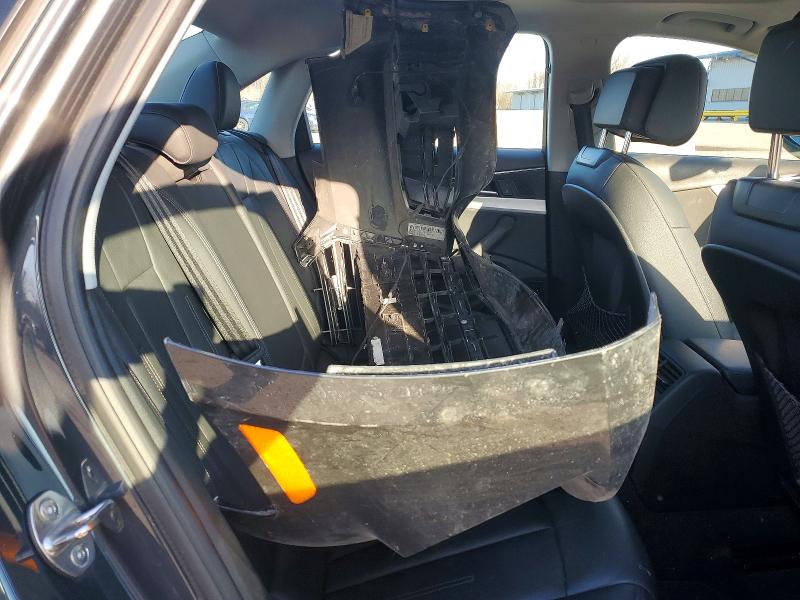 46649546 :رقم المزاد ، WAUPNAF45HN058777 vin ، 2017 Audi A4 مزاد بيع