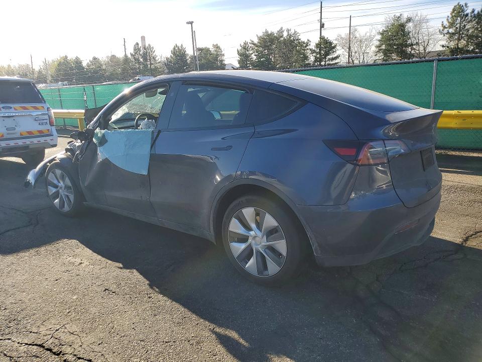 47653126 :رقم المزاد ، 7SAYGDEE3PF864985 vin ، 2023 Tesla Model Y مزاد بيع