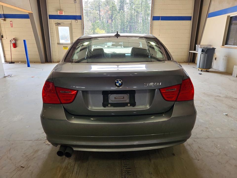 47453056 :رقم المزاد ، WBAPK5C55BF125036 vin ، 2011 Bmw 328 مزاد بيع