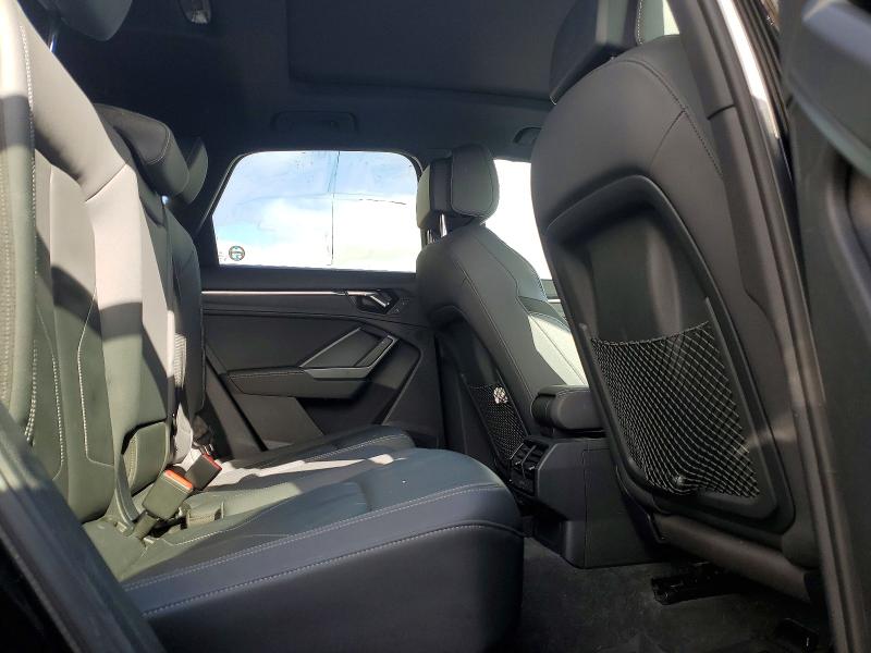 42078996 :رقم المزاد ، WA1EECF38L1033914 vin ، 2020 Audi Q3 مزاد بيع