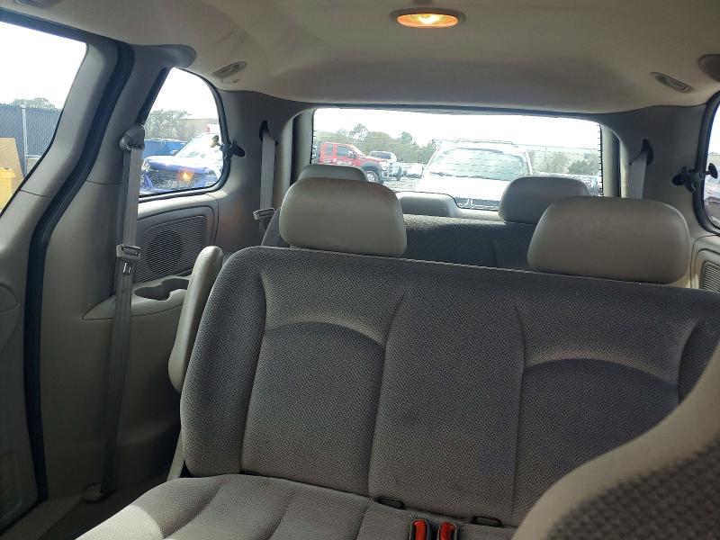 41713116 :رقم المزاد ، 1C4GJ25B82B593292 vin ، 2002 Chrysler Voyager مزاد بيع