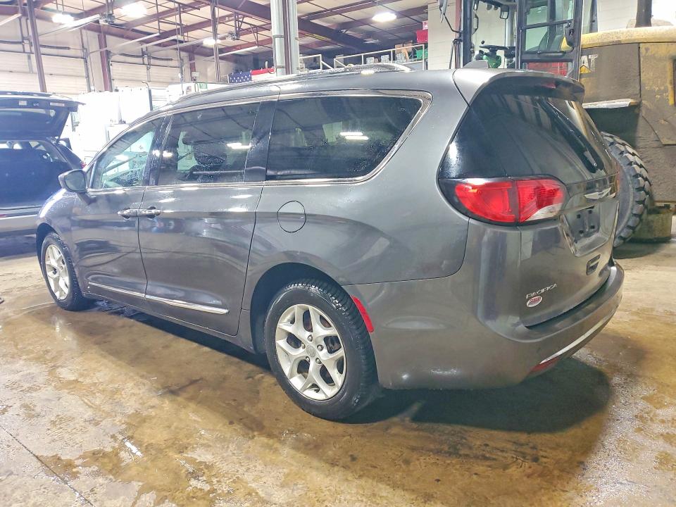 46187336 :رقم المزاد ، 2C4RC1BG9JR111829 vin ، 2018 Chrysler Pacifica مزاد بيع