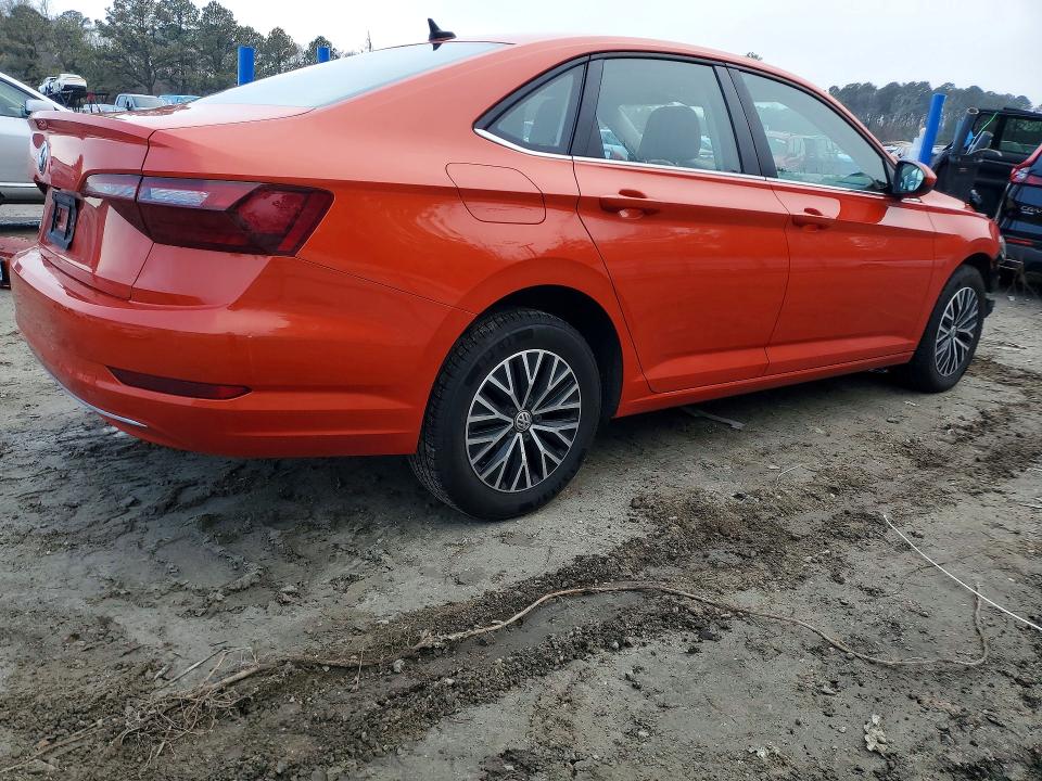 79716275 :رقم المزاد ، 3VWC57BU5MM097011 vin ، 2021 Volkswagen Jetta مزاد بيع