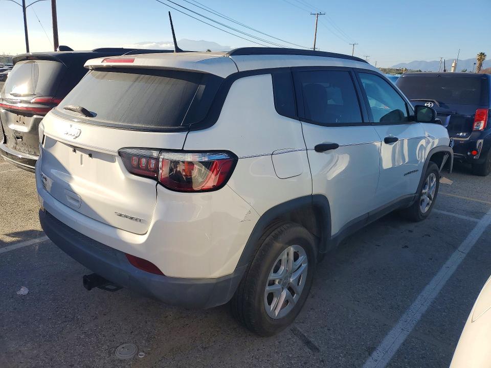 66722094 :رقم المزاد ، 3C4NJDAB7JT191284 vin ، 2018 Jeep Compass مزاد بيع