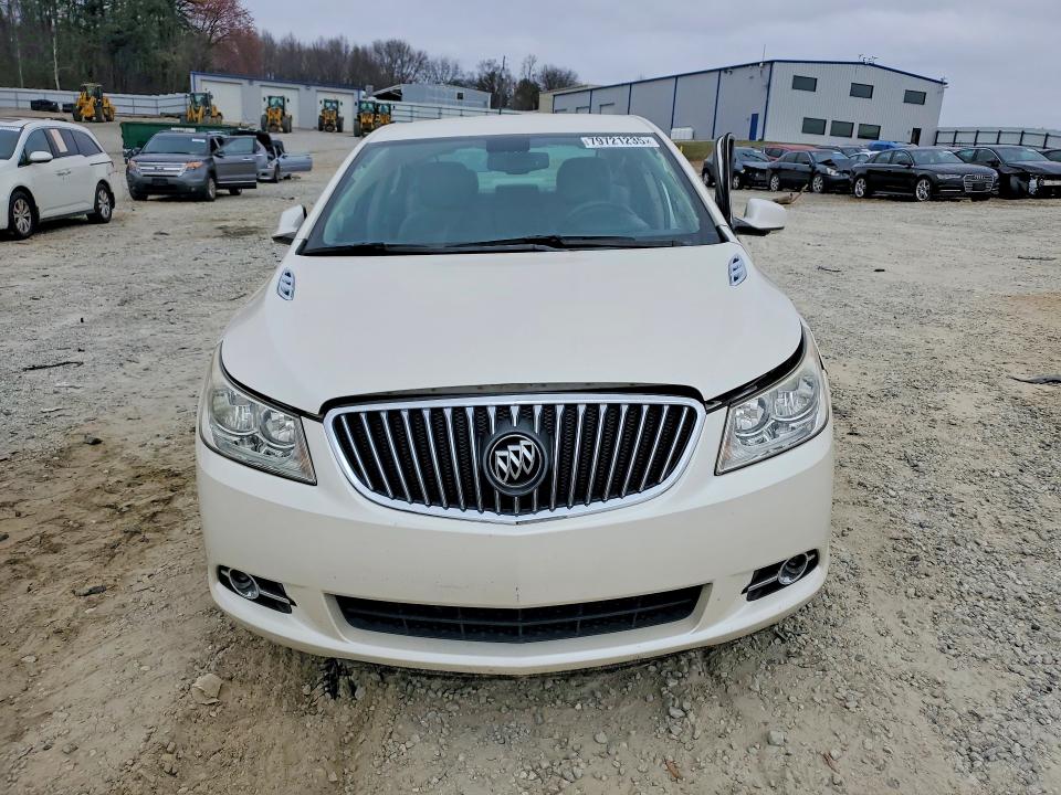 79721235 :رقم المزاد ، 1G4GC5E32DF306072 vin ، 2013 Buick Lacrosse مزاد بيع