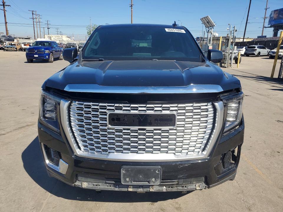 46051686 :رقم المزاد ، 1GKS2GKD3NR247256 vin ، 2022 Gmc Yukon Xl مزاد بيع