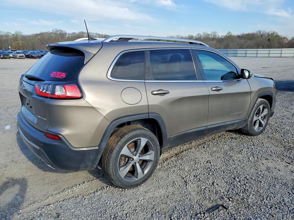 47068676 :رقم المزاد ، 1C4PJLDX1KD269365 vin ، 2019 Jeep Cherokee مزاد بيع