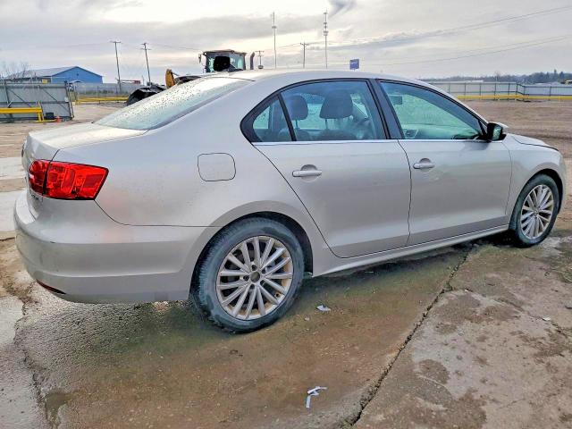 46067486 :رقم المزاد ، 3VWLZ7AJ6BM360129 vin ، 2011 Volkswagen Jetta مزاد بيع