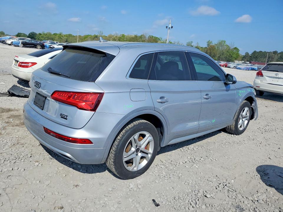 47113906 :رقم المزاد ، WA1BNAFY1J2184393 vin ، 2018 Audi Q5 مزاد بيع