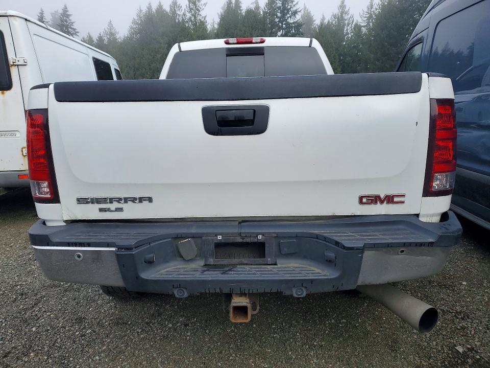 77154395 :رقم المزاد ، 1GTHK23617F550355 vin ، 2007 Gmc Sierra مزاد بيع