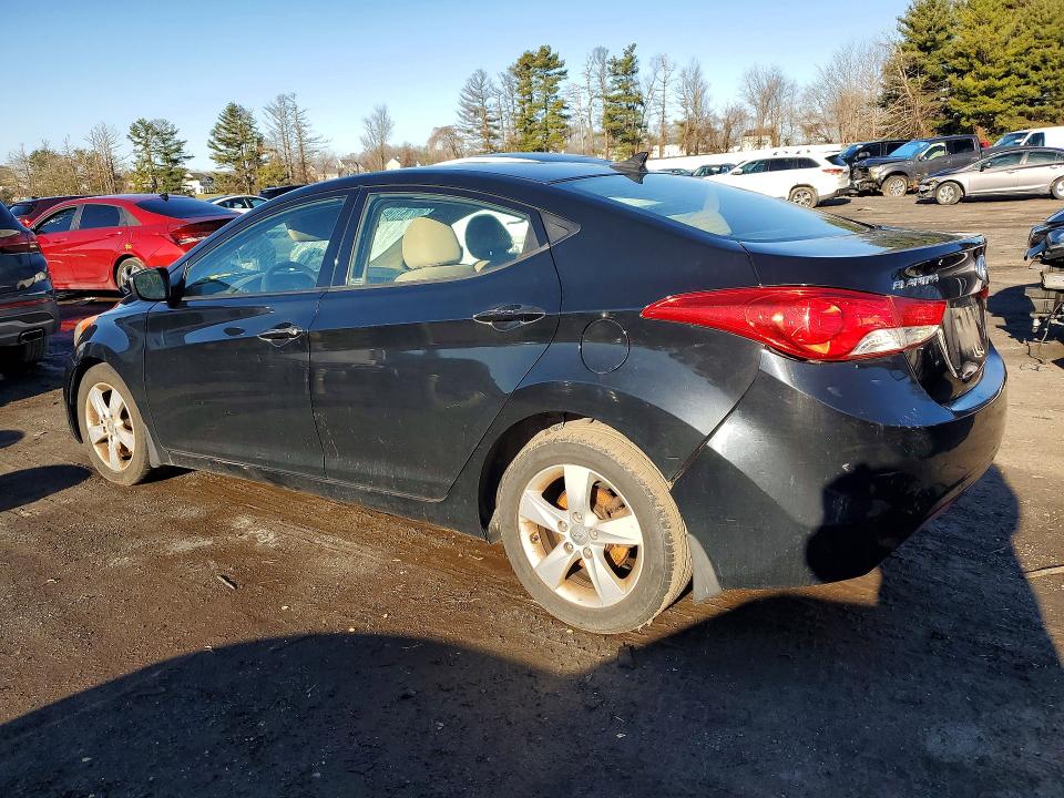 2013 Hyundai Elantra მანქანა იყიდება აუქციონზე, vin: 5NPDH4AE6DH381163, აუქციონის ნომერი: 45467536