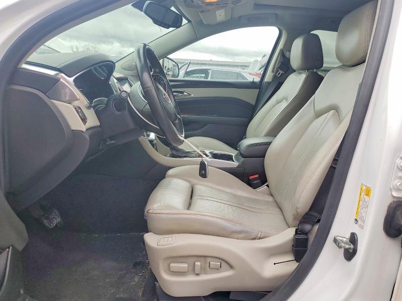 45484746 :رقم المزاد ، 3GYFNEE3XFS581756 vin ، 2015 Cadillac Srx مزاد بيع