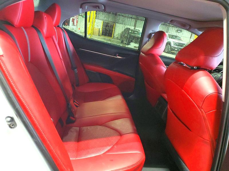 Продаж на аукціоні авто 2018 Toyota Camry, vin: 4T1B61HK4JU029185, номер лоту: 78303195
