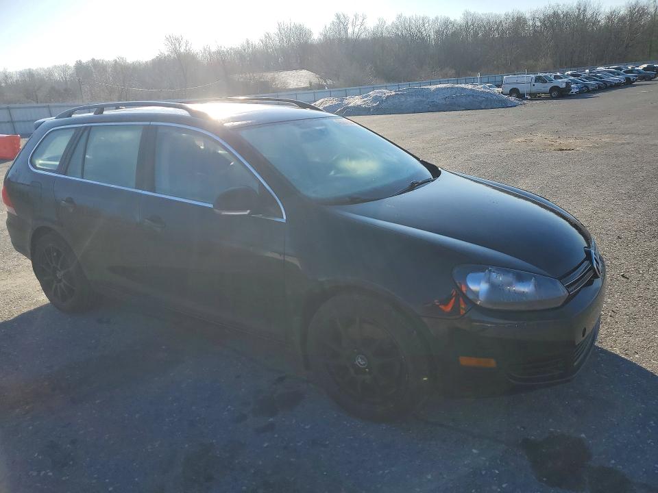 42067936 :رقم المزاد ، 3VWPL7AJ6DM624424 vin ، 2013 Volkswagen Jetta مزاد بيع