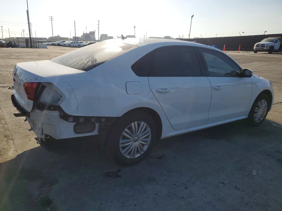 45528076 :رقم المزاد ، 1VWAT7A33EC071032 vin ، 2014 Volkswagen Passat مزاد بيع