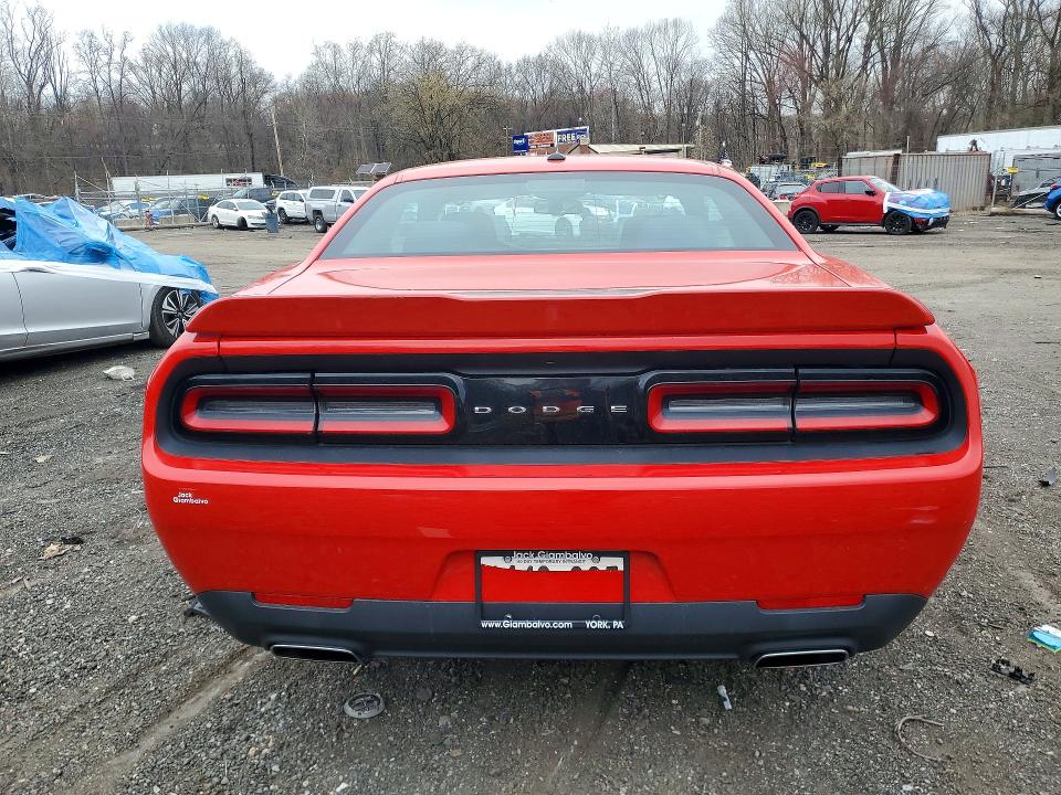 47776216 :رقم المزاد ، 2C3CDZAG2GH130759 vin ، 2016 Dodge Challenger مزاد بيع