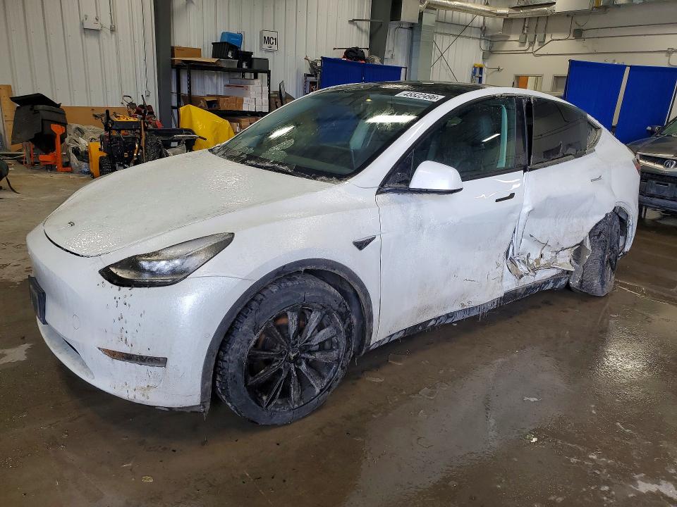 45522496 :رقم المزاد ، 5YJYGDEE0MF253725 vin ، 2021 Tesla Model Y مزاد بيع