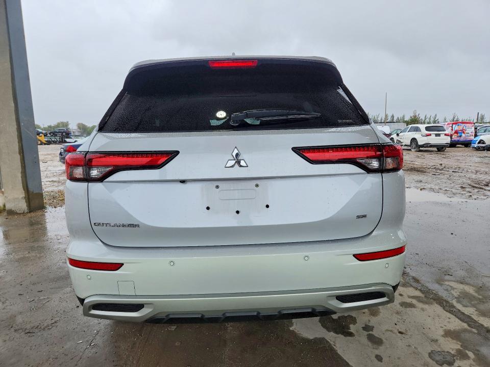 Продаж на аукціоні авто 2022 Mitsubishi Outlander, vin: JA4J4UA82NZ032630, номер лоту: 46112196
