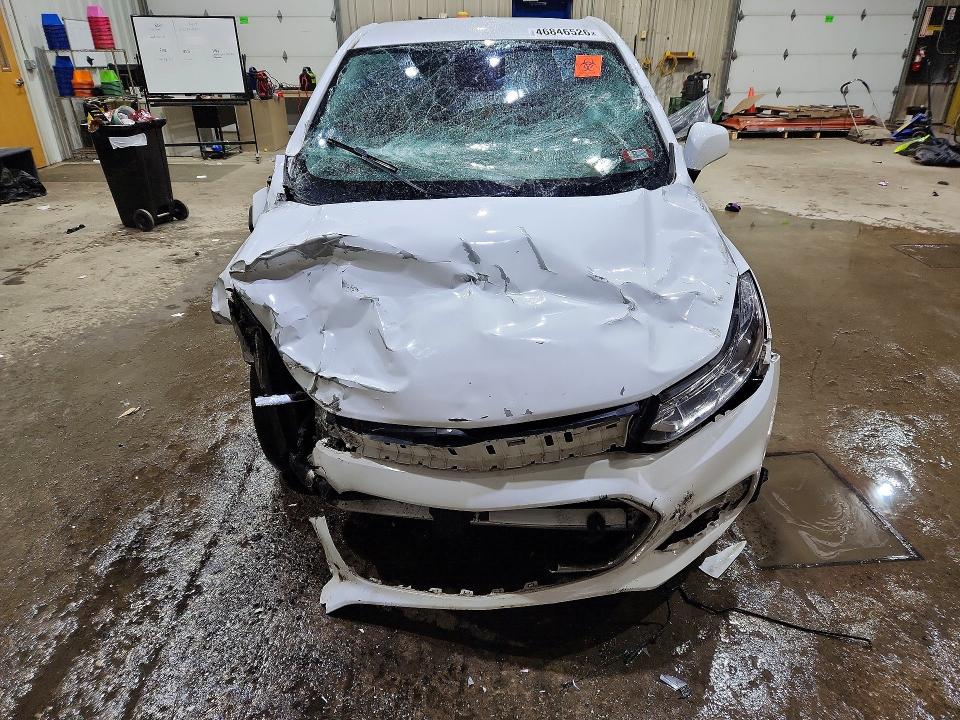 Продажа на аукционе авто 2022 Chevrolet Trax, vin: KL7CJNSM7NB526514, номер лота: 46846526